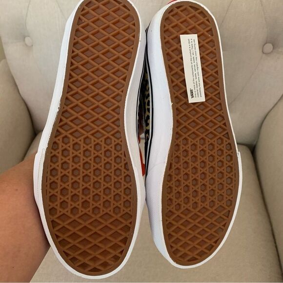 Vans Girls Leopard and Black Print Sneakers Size 5.5 - Picture 7 of 8